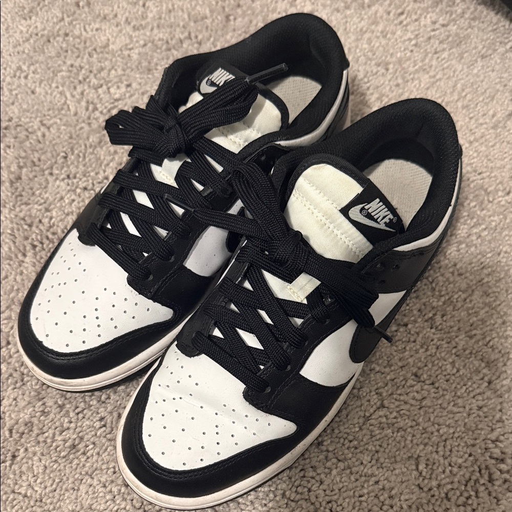 Nike women’s Classic Black and White Sneakers